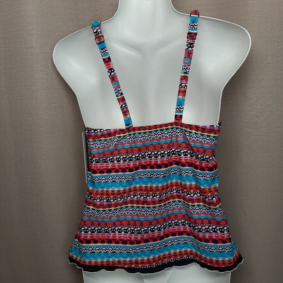NWT multicolored size L swim top - Picture 2 of 9